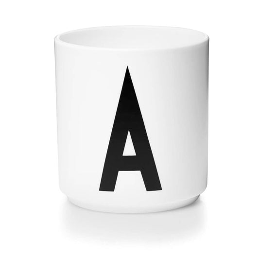 Becher A-Z, Design Letters, weiß/schwarz